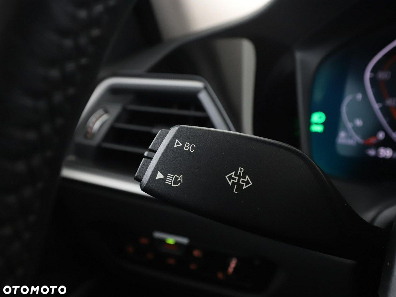 BMW Seria 3 320d xDrive Advantage - 37