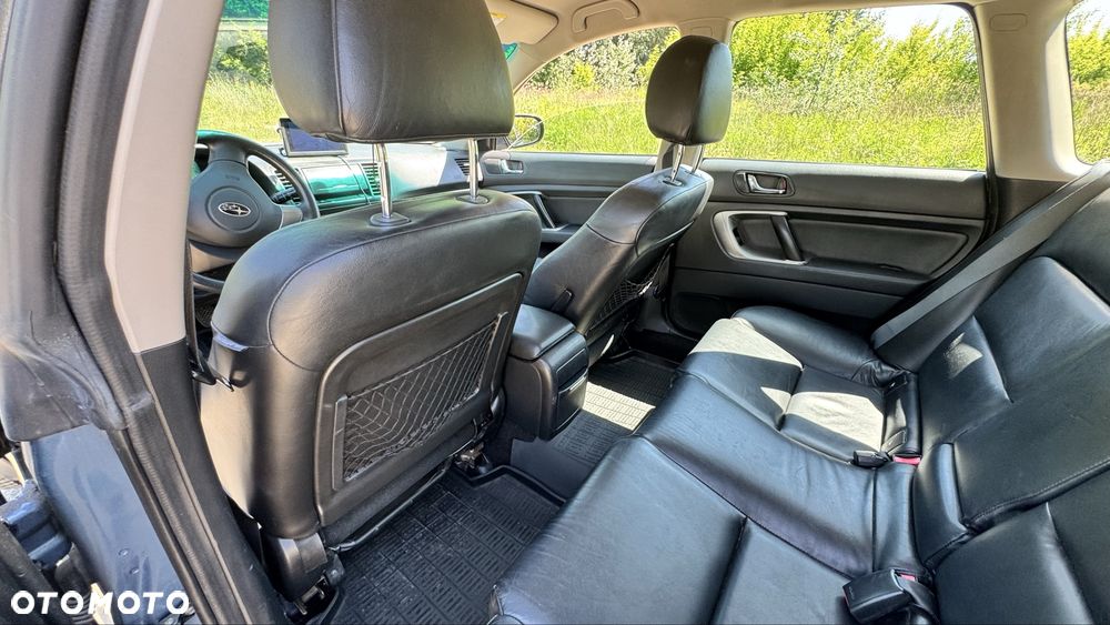 Subaru Outback - 6