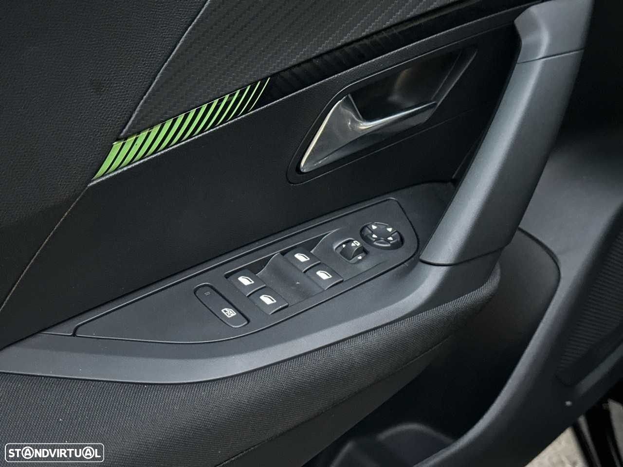 Peugeot e-2008 54 kWh Active - 16