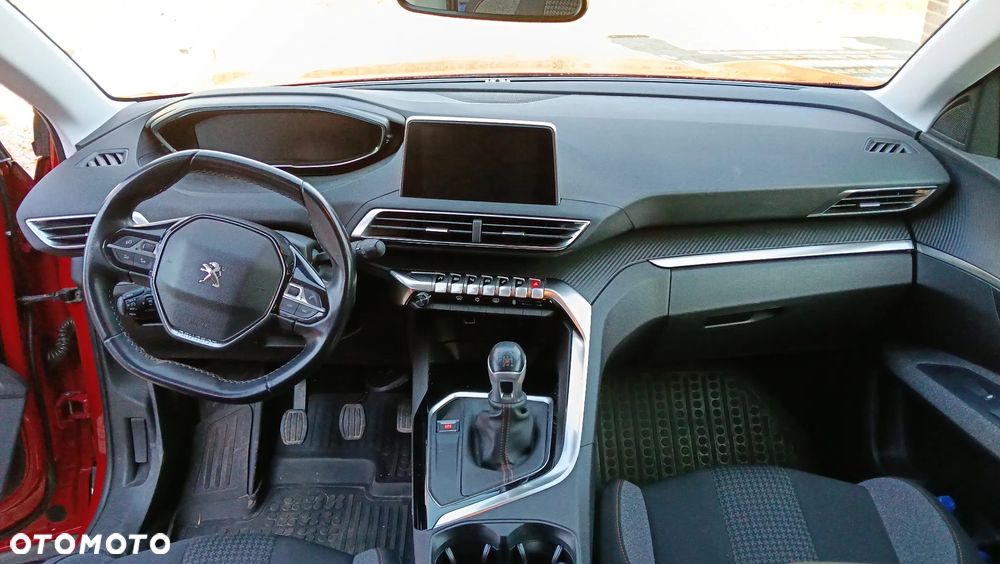 Peugeot 3008 1.2 PureTech GPF Active S&S - 19