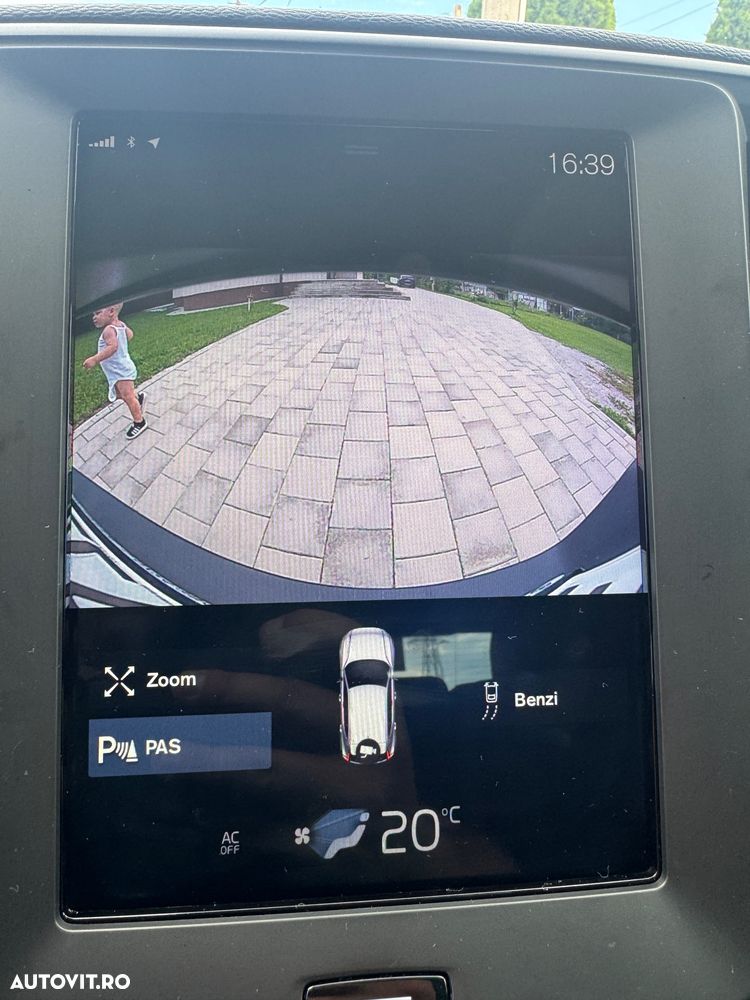 Volvo XC 40 D3 Momentum Pro - 10