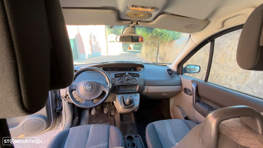 Renault Scénic 1.5 dCi Confort Dynamique - 13
