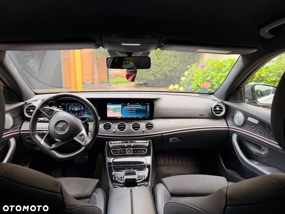 Mercedes-Benz Klasa E 220 d 9G-TRONIC - 17