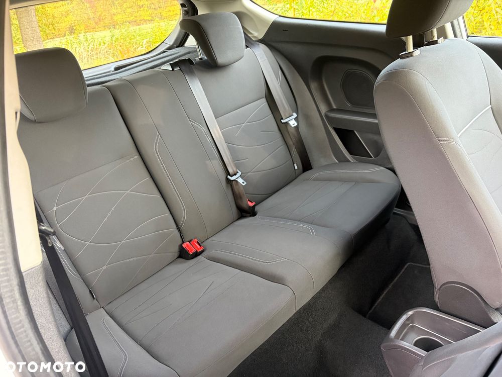 Ford Fiesta - 26