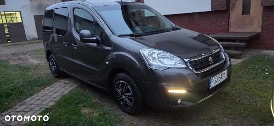 Peugeot Partner 1.6 BlueHDi Outdoor 7os - 2