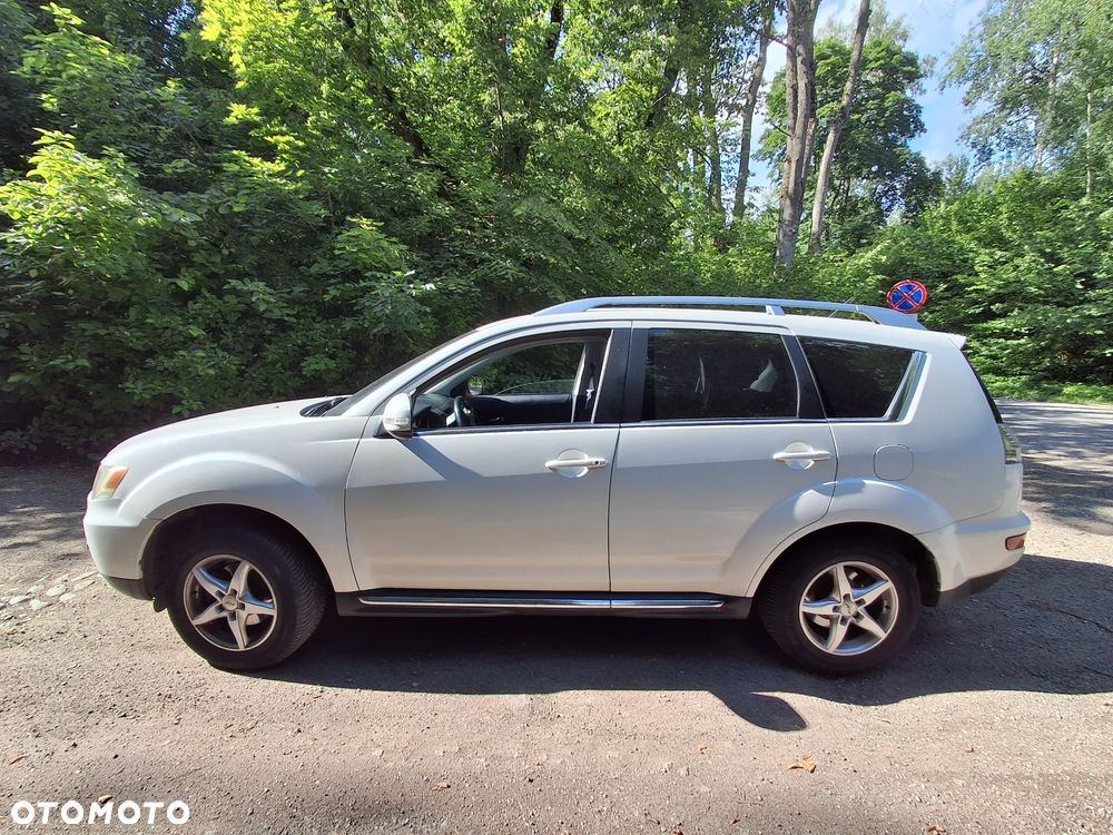 Mitsubishi Outlander 2.0 2WD - 3