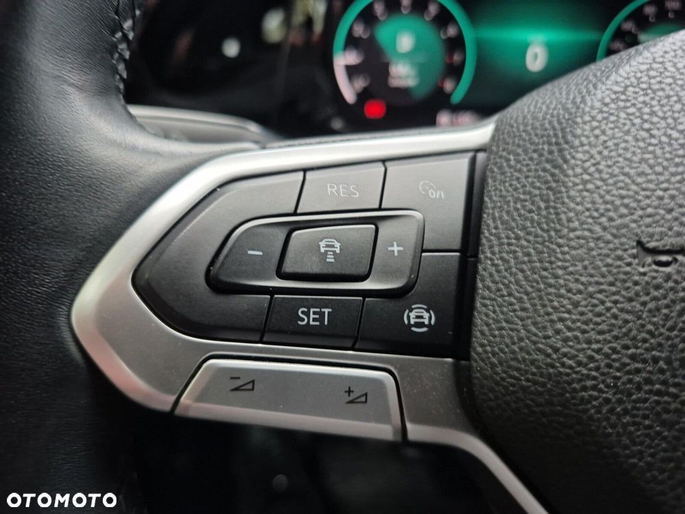 Volkswagen Golf - 19