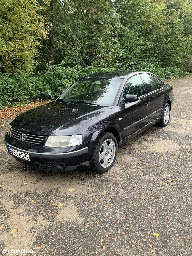Volkswagen Passat 1.8 - 2