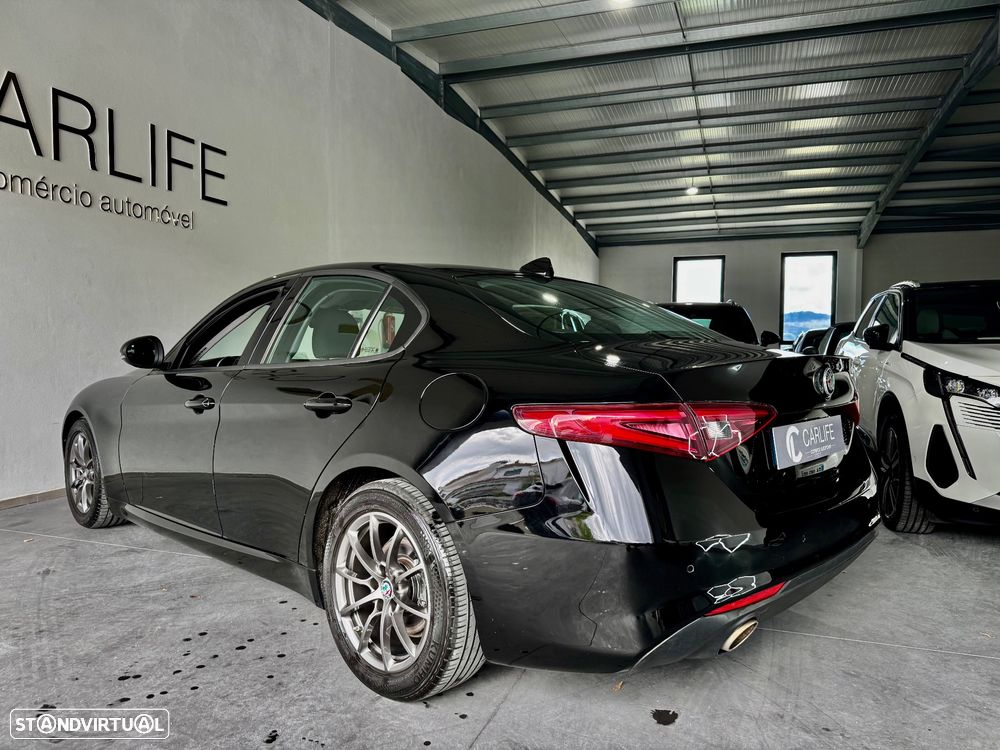 Alfa Romeo Giulia 2.2 D Super - 6