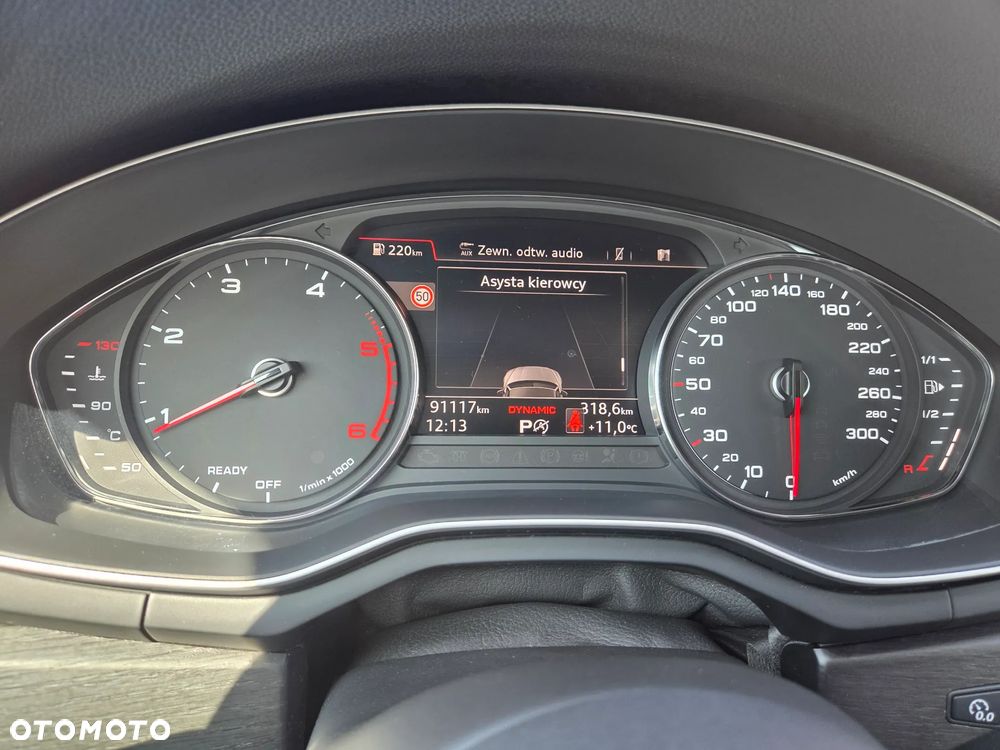 Audi A5 Cabrio 40 TDI quattro S tronic S line - 4