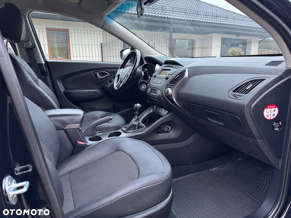 Hyundai ix35 blue 1.6 2WD Finale Silver - 14