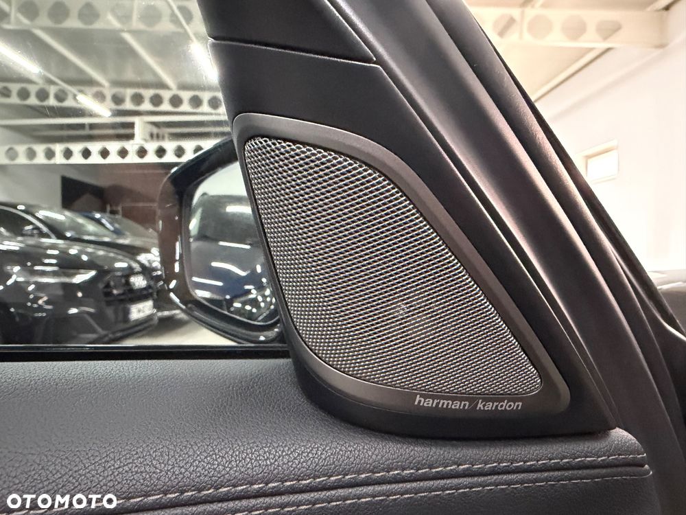 BMW Seria 7 740d xDrive - 26