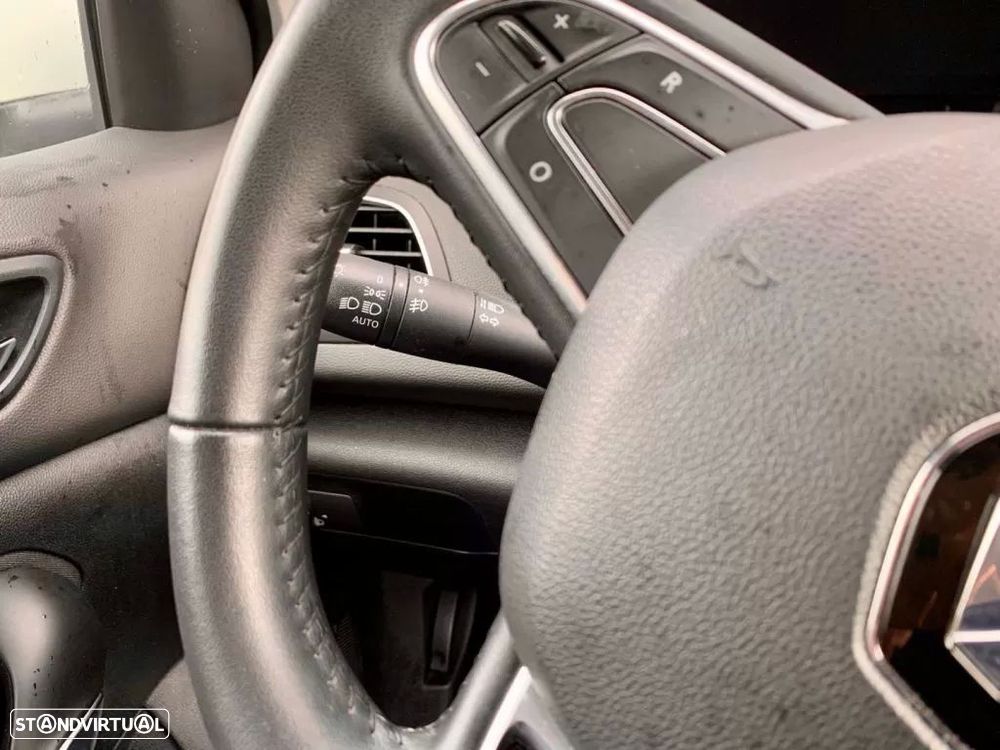 Renault Mégane Sport Tourer 1.5 Blue dCi Limited EDC - 11