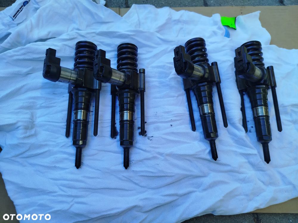 VW Passat B6 2.0 TDI BKP wtryski pompwtryski - 1