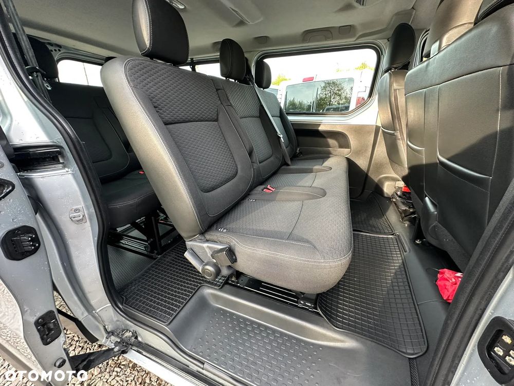 Opel Vivaro - 29