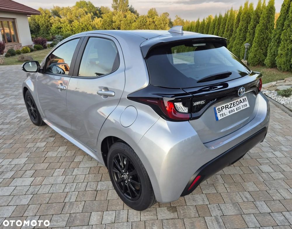 Toyota Yaris 1.5 VVT-i Comfort - 3