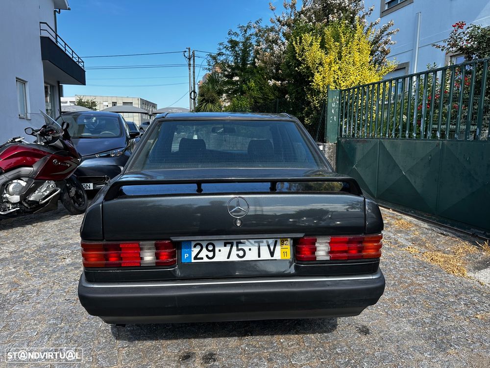 Mercedes-Benz W201 (1982-1993) 190 D 2.0 - 8