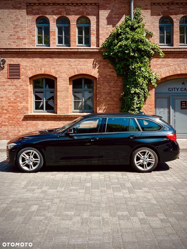 BMW Seria 3 320i Sport Line - 5