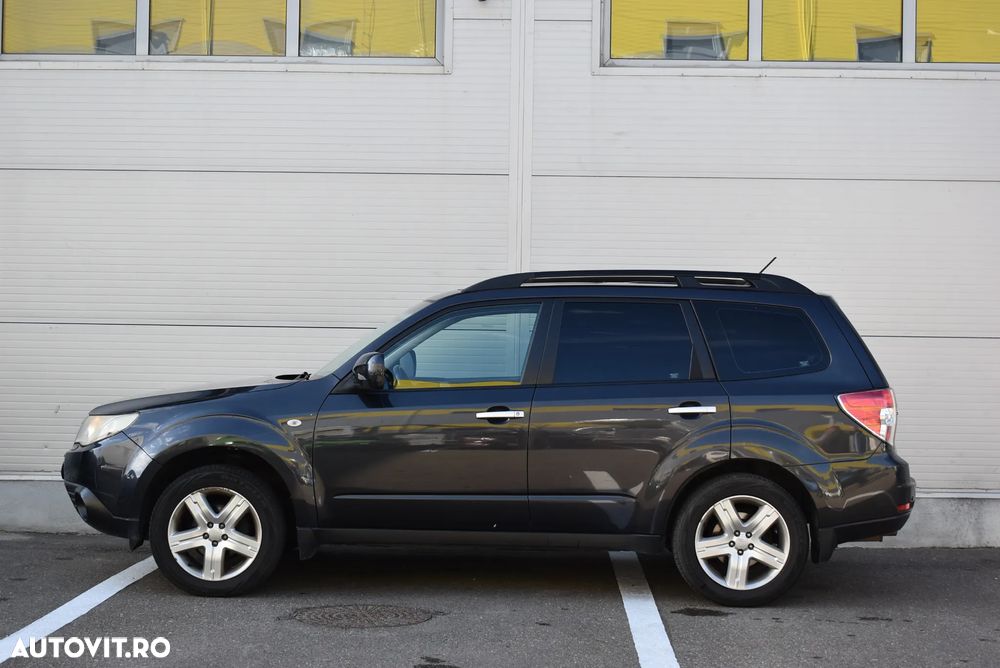 Subaru Forester 2.0X 4Q Aut - 3