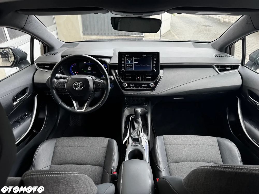 Toyota Corolla 1.8 Hybrid Executive - 22