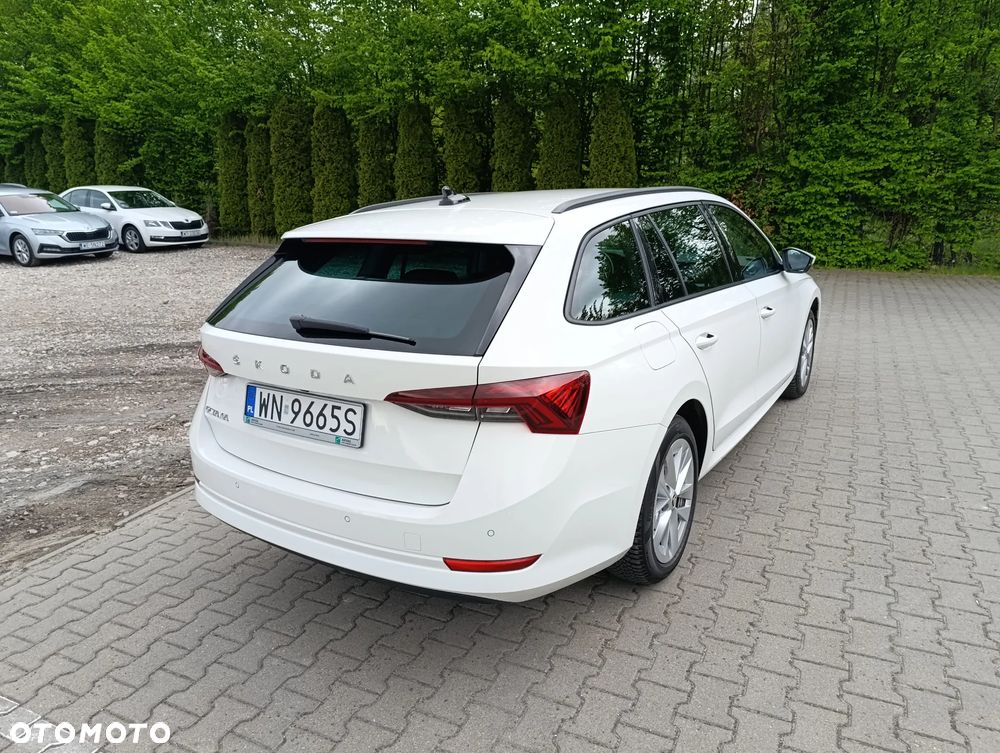 Skoda Octavia - 8