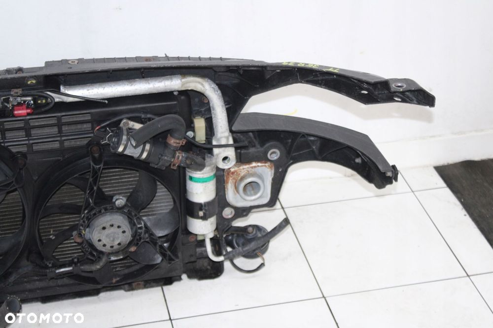 AUDI TT 8N 1.8 T 98R- PAS PRZEDNI CHŁODNICE KOMPLET - 8