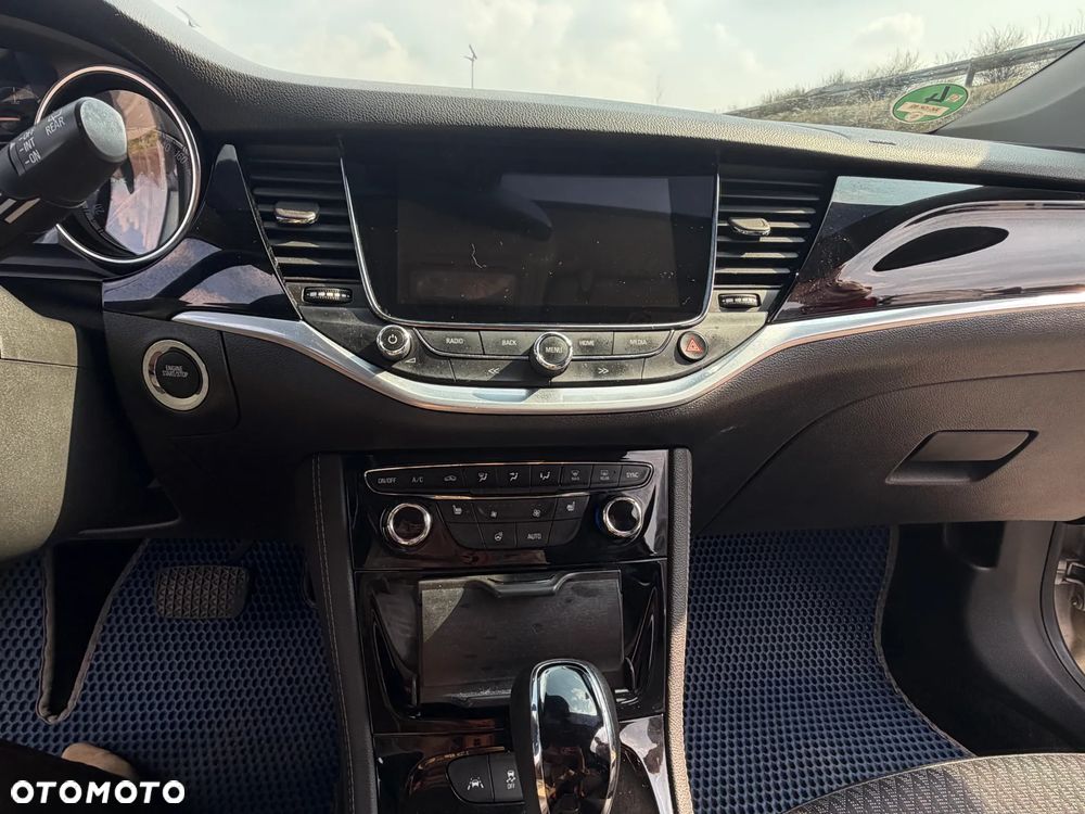 Opel Astra 1.6 D (CDTI) Automatik Dynamic - 17