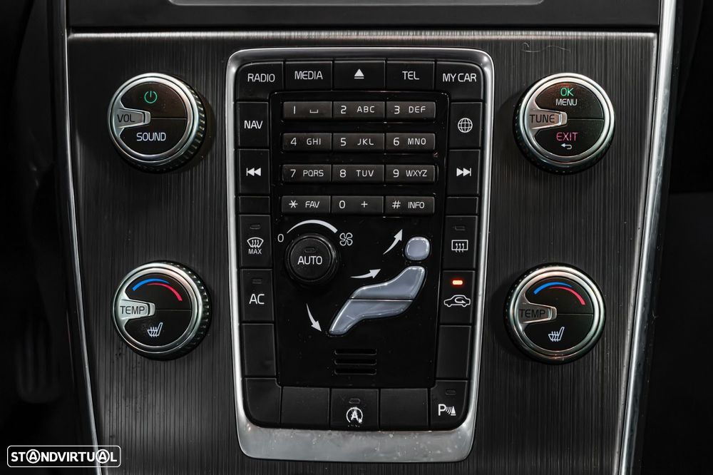 Volvo V60 2.0 D4 Momentum Start/Stop - 14