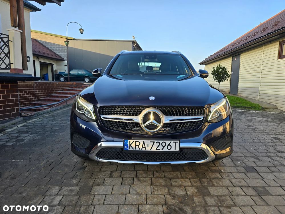 Mercedes-Benz GLC 220 d 4Matic 9G-TRONIC - 4
