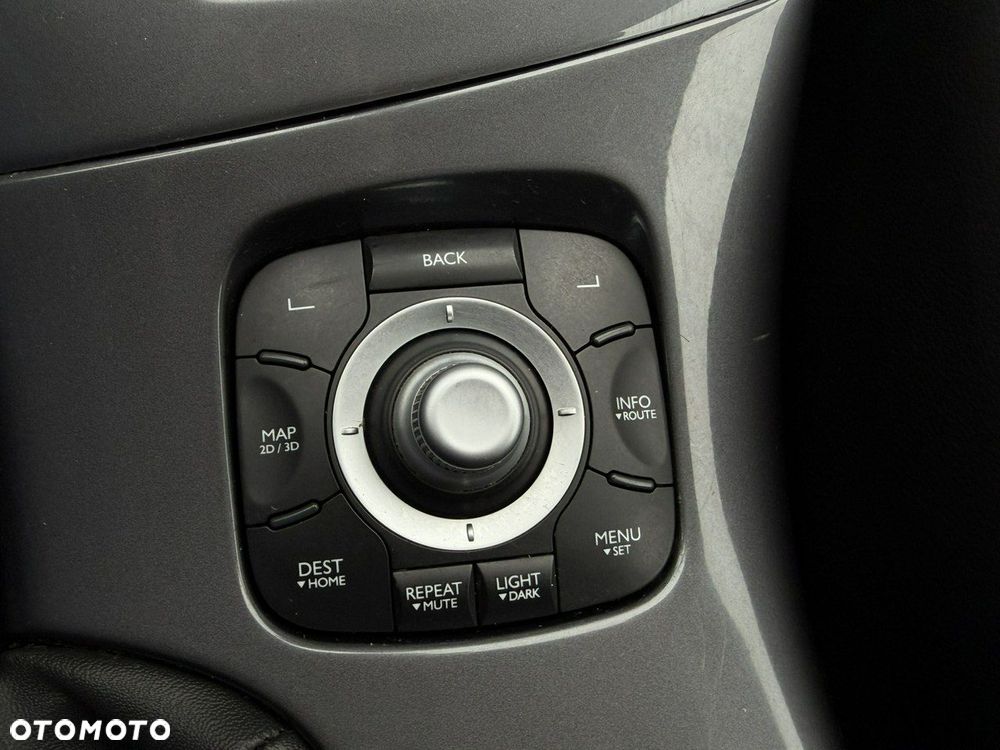 Renault Scenic 1.6 dCi Bose - 21