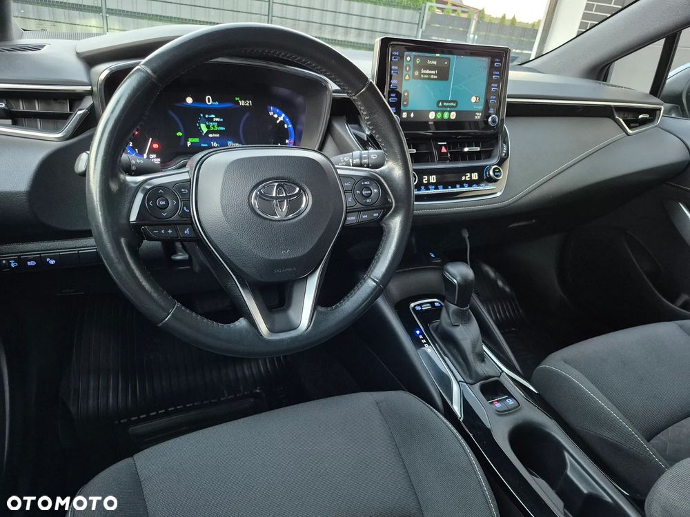 Toyota Corolla 1.8 Hybrid Comfort - 18