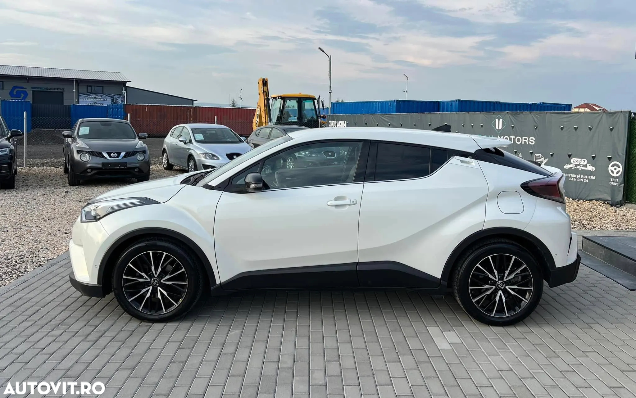 Toyota C-HR Hybrid Lounge - 15