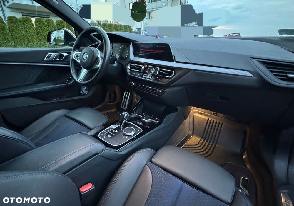 BMW Seria 2 218i M Sport - 7