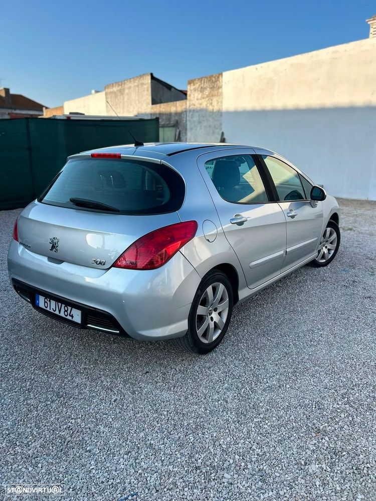Peugeot 308 1.6 HDi Executive - 3