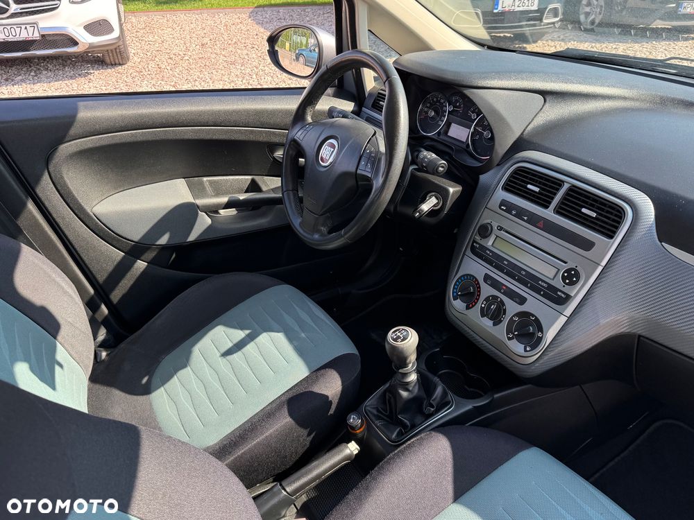 Fiat Grande Punto - 5