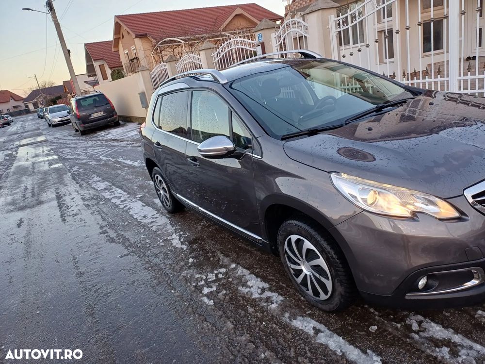 Peugeot 2008 e-HDi FAP 92 EGS6 STOP & START Allure - 12