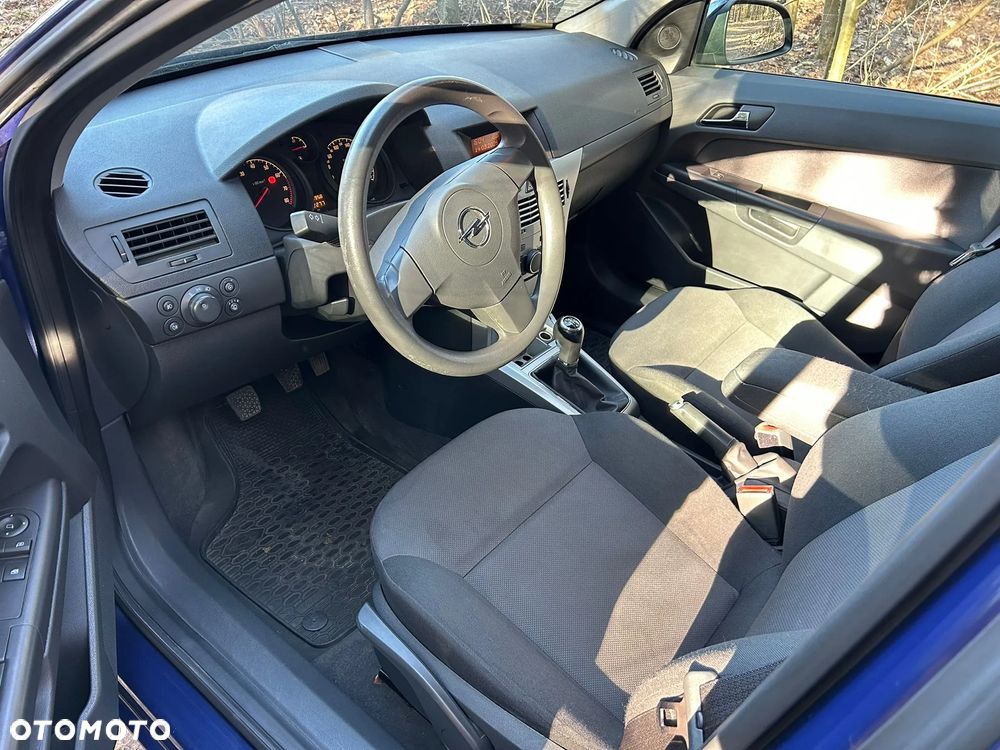 Opel Astra 1.6 - 8