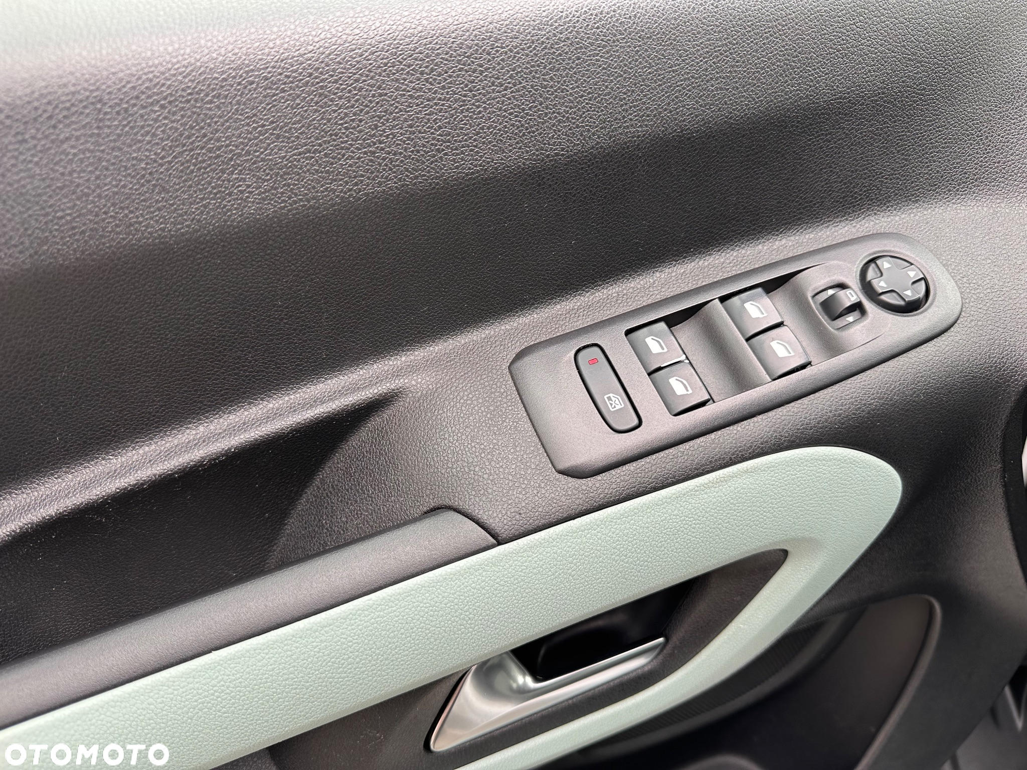 Citroën Berlingo XL 1.5 BlueHDI Feel Pack S&S - 17