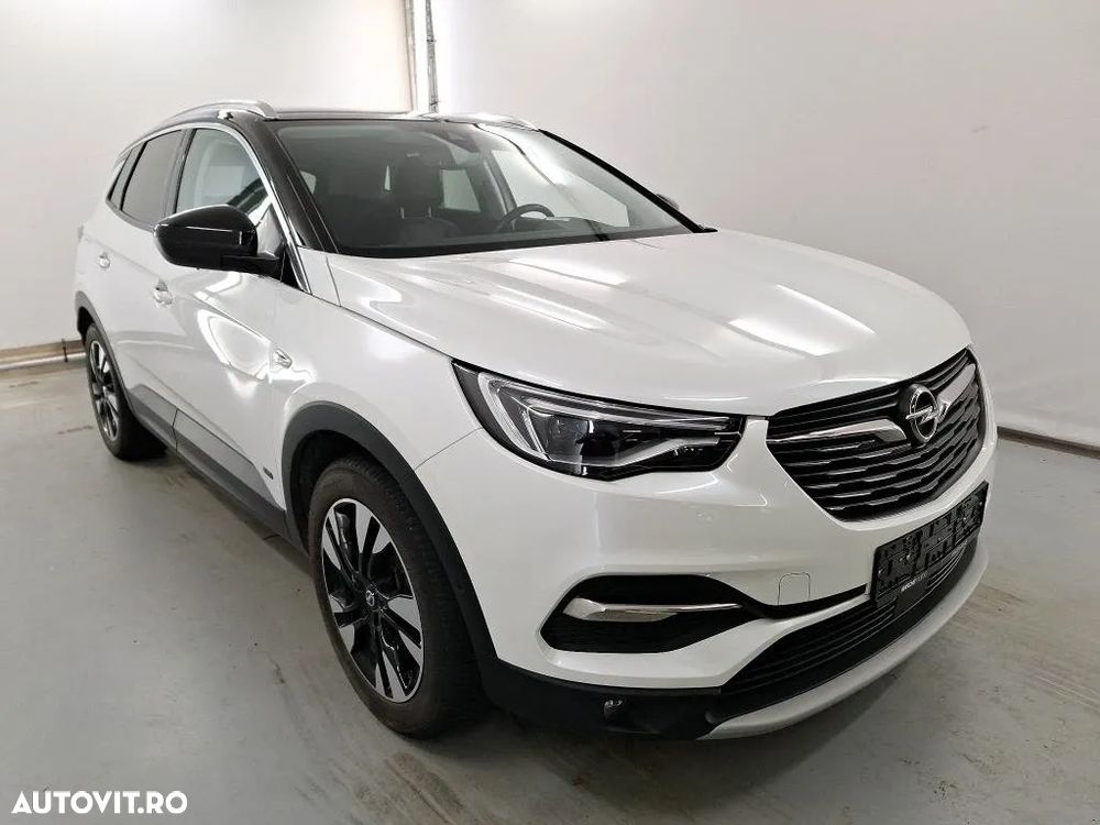 Opel Grandland X 1.6 Turbo Hybrid START/STOP 4X4 Ultimate - 2