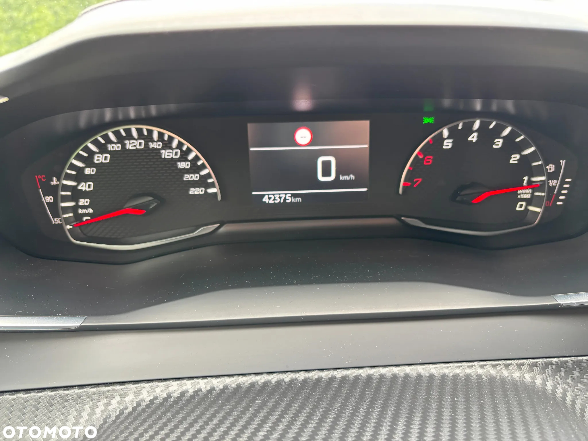 Peugeot 208 PureTech 100 Allure Pack - 21