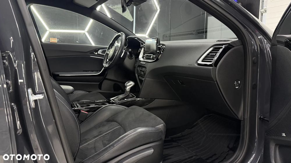 Kia XCeed 1.5 T-GDI GT-Line DCT - 17