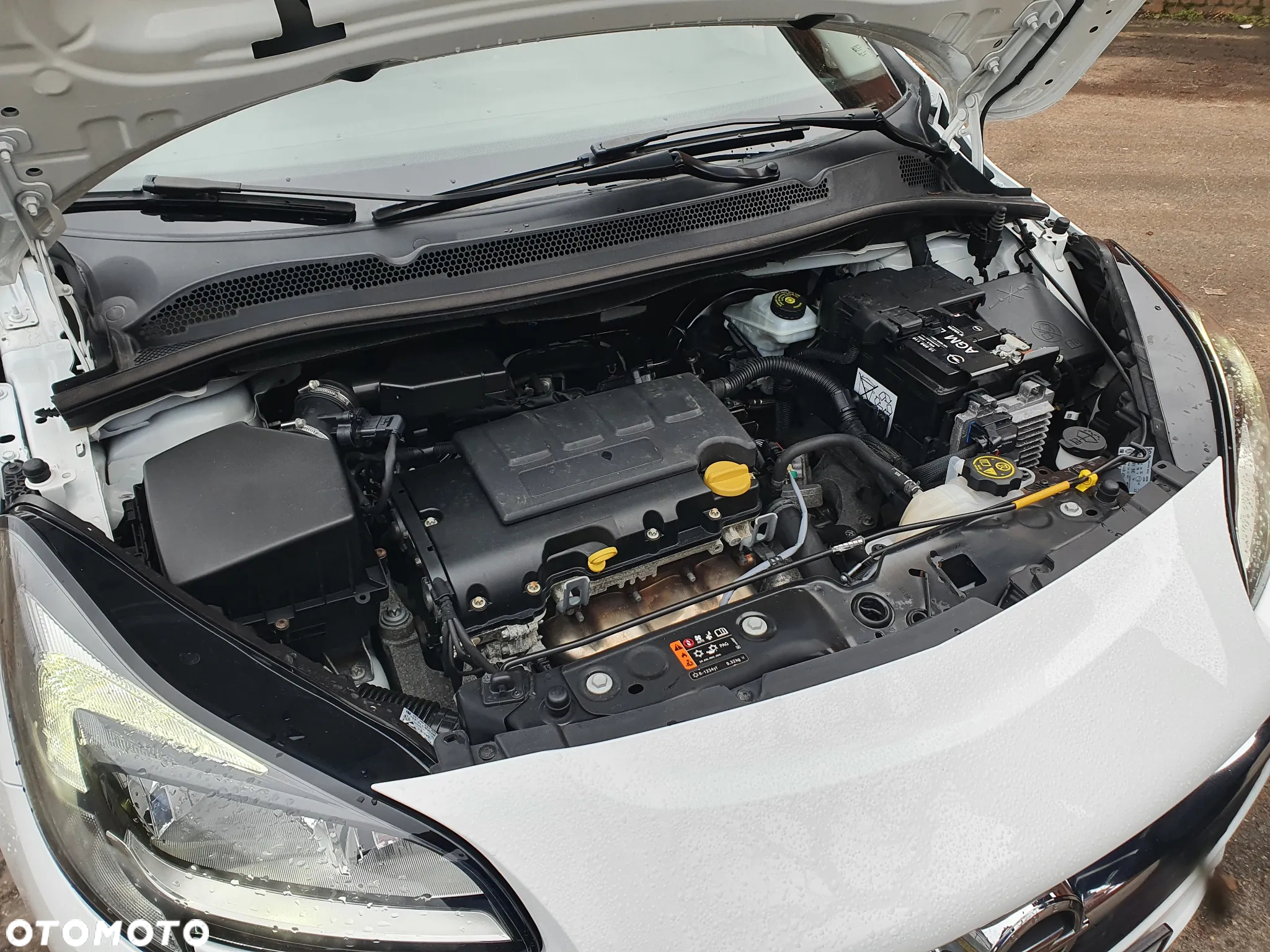 Opel Corsa 1.4 Cosmo - 22