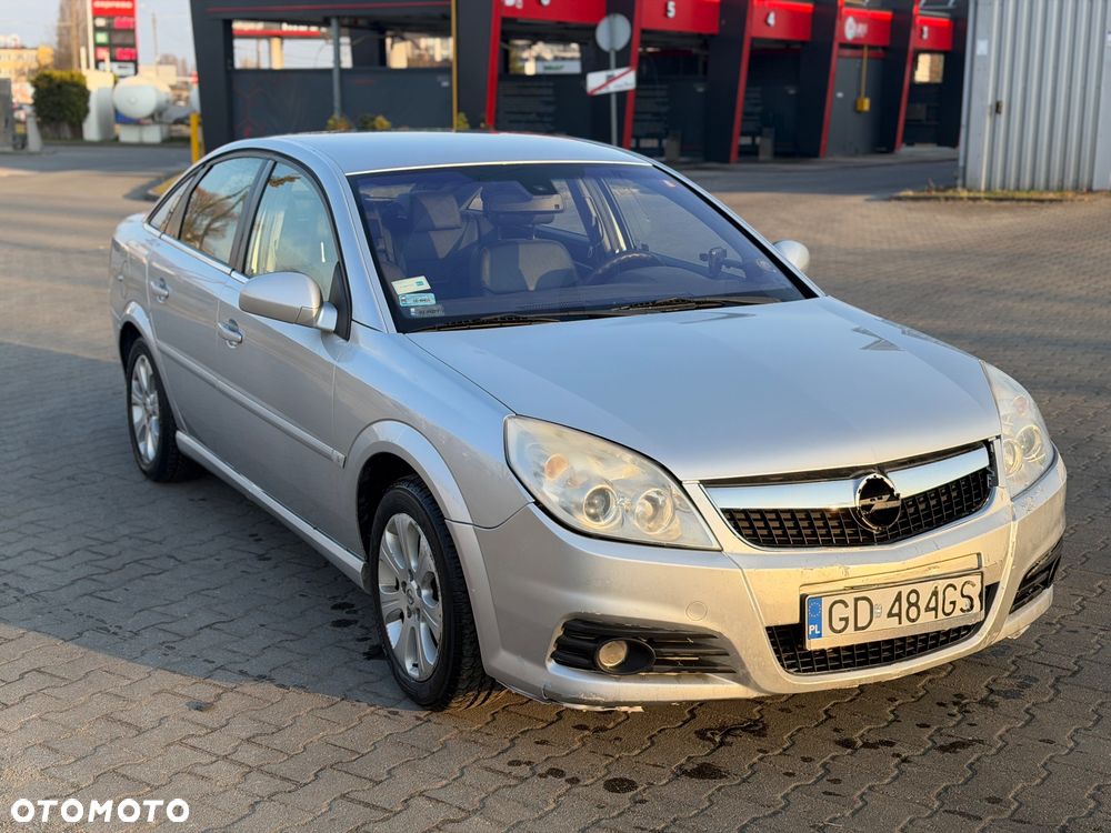 Opel Vectra 1.9 CDTI Cosmo - 1