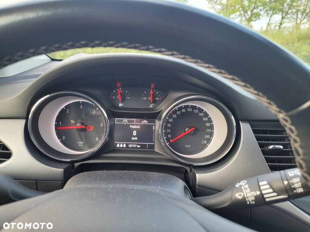 Opel Astra 1.6 CDTI Sport - 13