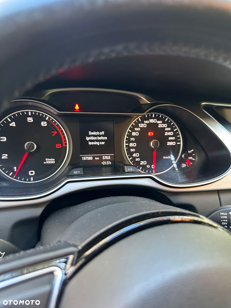 Audi A4 Avant 2.0 TFSI Flexible Fuel - 9