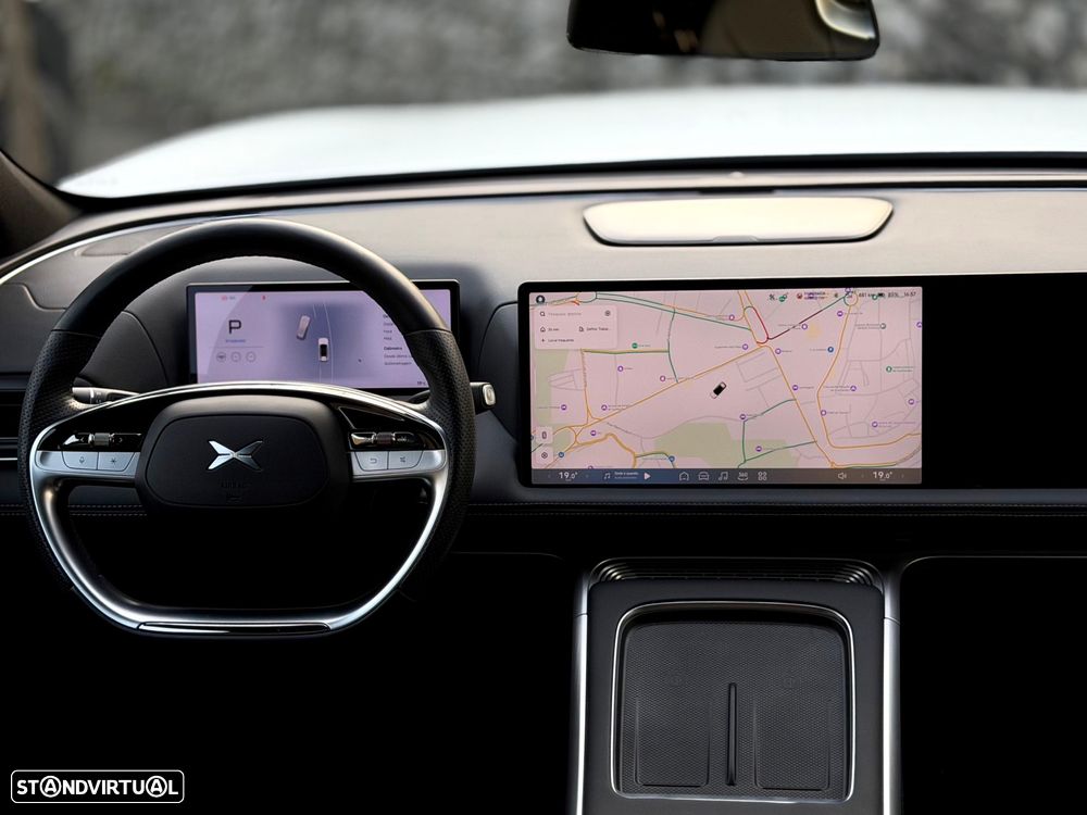 Xpeng G9 98 kWh Long Range - 33