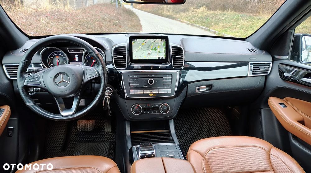 Mercedes-Benz GLE 350 d 4-Matic - 17