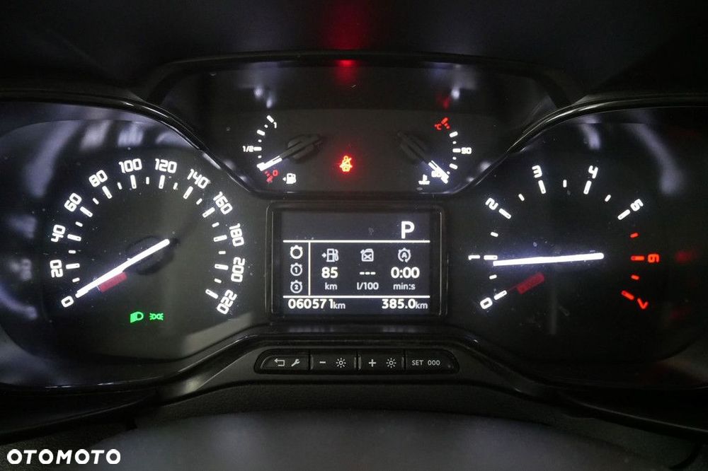 Toyota ProAce 1.2 D-4t 130KM A/t Long Active - 9
