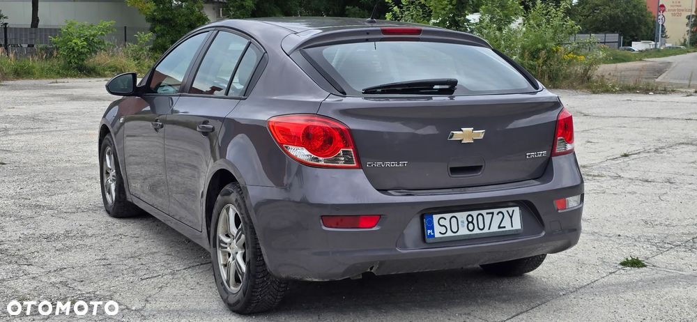 Chevrolet Cruze 1.8 LTZ - 30