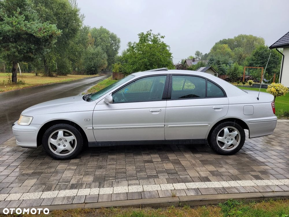 Honda Accord 2.0 ES - 8
